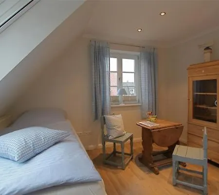Ferienhaus Nest & Meer בית נופש *